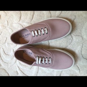 Sperry Captains CVO Sneaker Size 10